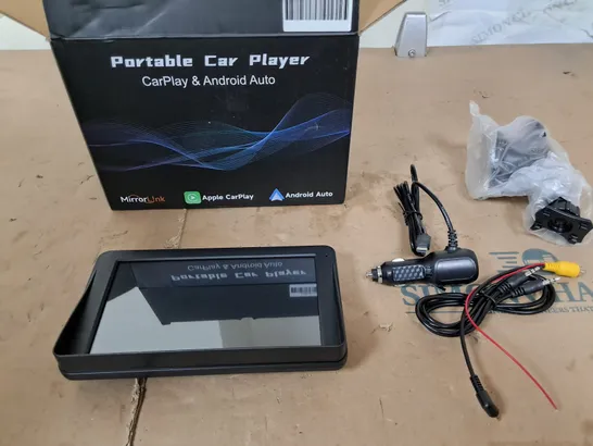 BOXED PORTABLE CAR PLAYER CARPLAY & ANDROID AUTO 