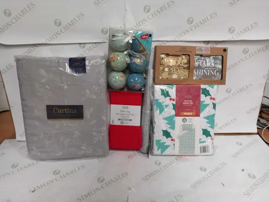 BOX OF APPROX 22 ASSORTED ITEMS TO INCLUDE - CURTINA ONE PAIR OF FULLY LINED CURTAINS - EASY CARE DUVET SET CHRISTMAS STYLE - DISNEY BAUBLES ECT