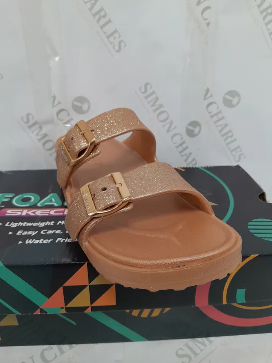 PAIR OF SKECHERS OPEN TOE SANDALS IN ROSE GOLD COLOUR SIZE 7