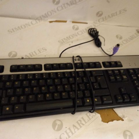 APPROXIMATELY 20 ASSORTED KEYBOARDS TO INCLUDE; HP KEYBOARD KB-0316, ACER SK-9260 AND HP SK-2880