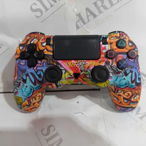 PLAYSTATION 4 CONTROLLER 