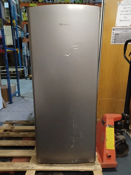 HISENSE RR220D4ADF 52CM FREESTANDING RETRO FRIDGE [COLLECTION ONLY]