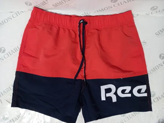 REEBOK SWIM SHORTS IN RED/NAVY SIZE M