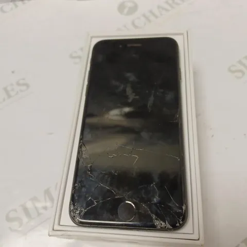 BOXED APPLE IPHONE 7 (A1778)