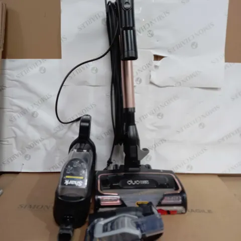 SHARK CORDED STICK VACUUM HZ500UKT