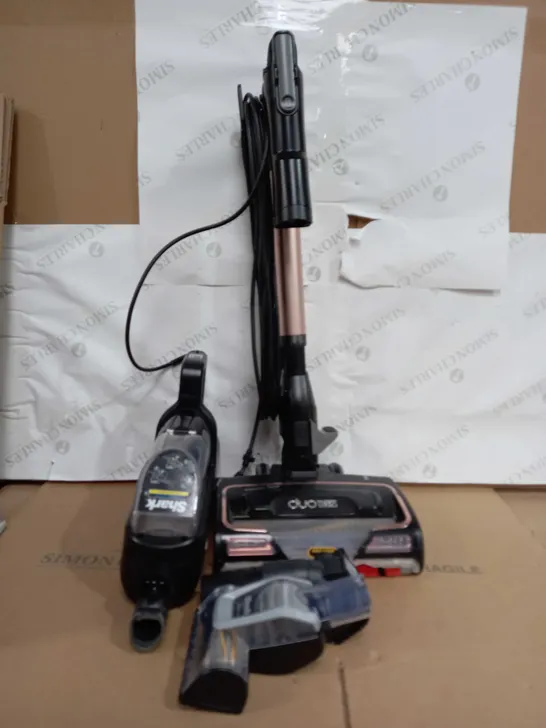 SHARK CORDED STICK VACUUM HZ500UKT