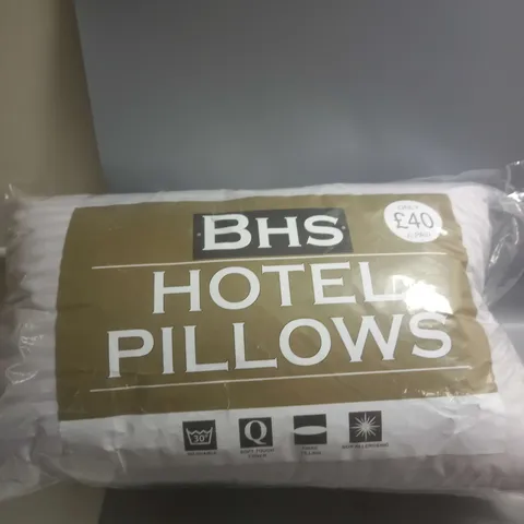 BHS PAIR OF HOTEL PILLOWS IN WHITE