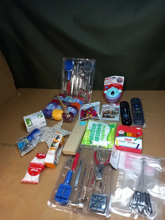 LOT OF ASSORTED ITEMS TO INCLUDE REMOTE CONTROLS, YARNS OF WOOL AND CRAFT STICKS 