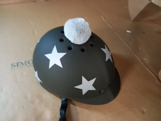 SAWAKO STAR THEMED CYCLE HELMET