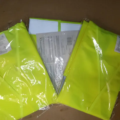 BOX OF APPROXIMATELY 5 ASSORTED YOKO HVW100 HI-VIS VESTS IN YELLOW, VARIOUS SIZES