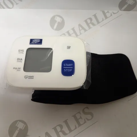 BOOTS AUTOMATIC BLOOD PRESSURE MONITOR