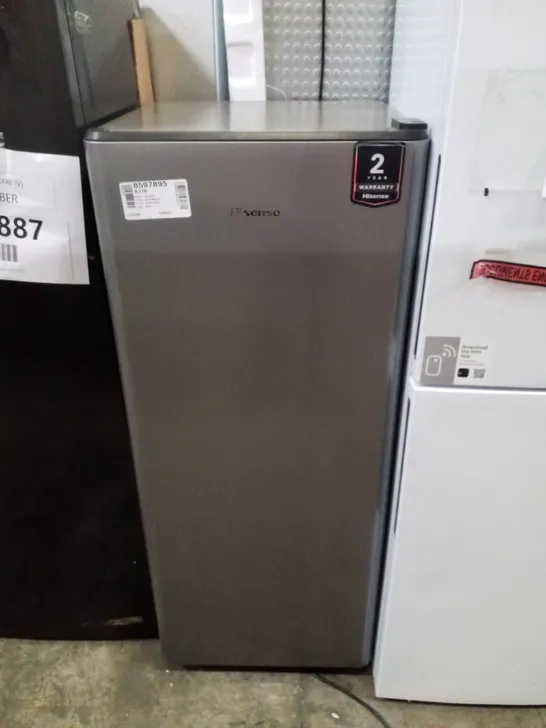 HISENSE 52CM WIDE FREESTANDING FRIDGE WITH FREEZER COMPARTMENT IN SILVER - UNPROCESSED RAW RETURN 