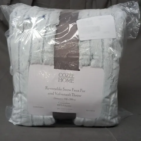 BOXED COZEE HOME REVERSIBLE SNOW FAUX FUR AND VELVETSOFT THROW