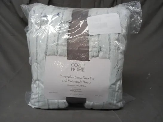 BOXED COZEE HOME REVERSIBLE SNOW FAUX FUR AND VELVETSOFT THROW