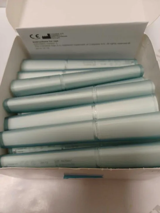 BOX OF APPROX 30 COLOPLAST SPEEDICATH COMPACT EVE 28112 CH12/4.0MM FEMALE COATED CATHETERS