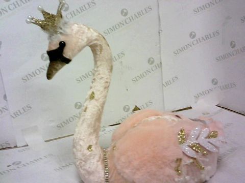 PINK SWAN ROOM DECORATION RRP &pound;25.00