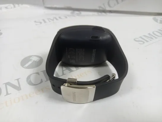 SAMSUNG GEAR S SMARTWATCH