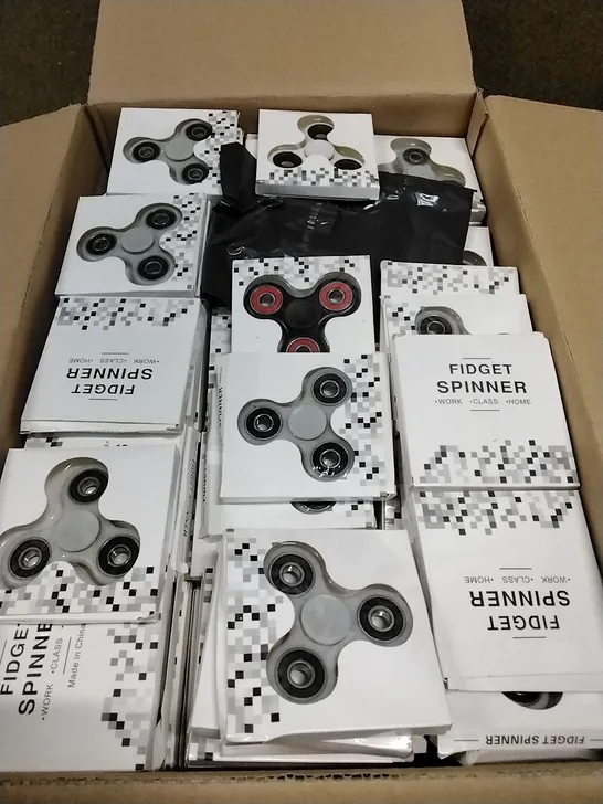 BOX CONTAINING APPROXIMATELY 300 FIDGET SPINNERS IN VARIOUS COLOURS (COLOURS MAY DIFFER TO PICTURES)