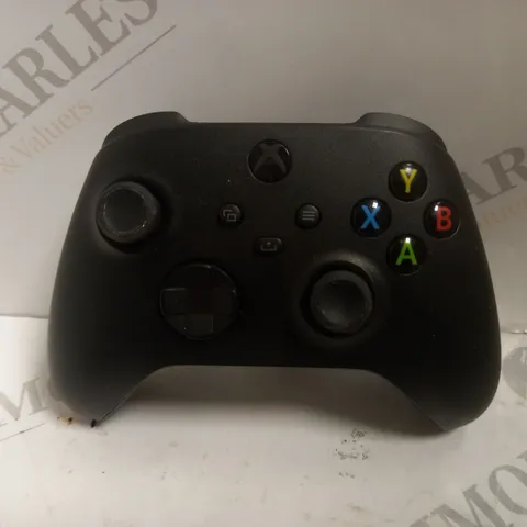 XBOX ONE X CONTROLLER IN BLACK