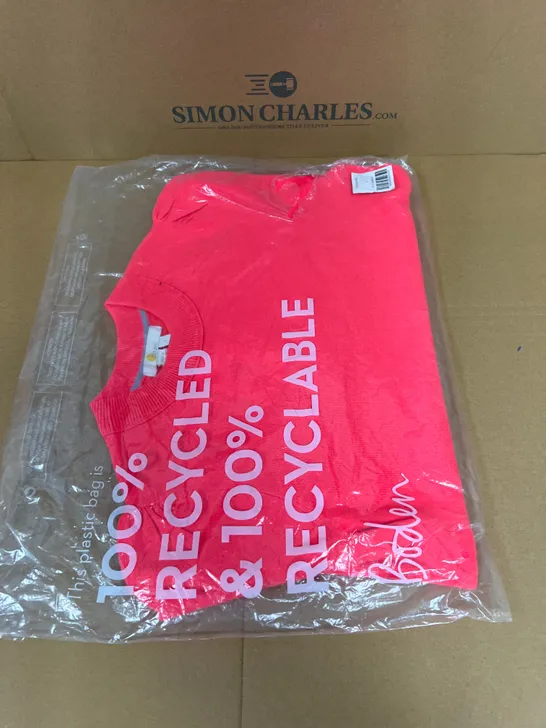 BODEN CREW NECK SWEATSHIRT IN HOT PINK SIZE SMALL