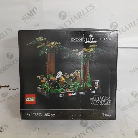 BOXED LEGO STAR WARS ENDOR SPEEDER CHASE - 75353