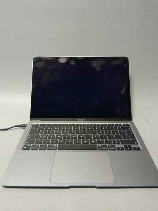 APPLE MACBOOK AIR - A2337 