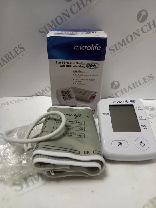 BOXED MICROLIFE BP A2 BLOOD PRESSURE MONITOR 