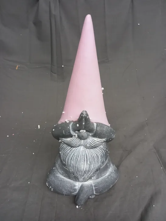 MY GARDEN STORIES SOLAR LED YOGA GNOME - PINK