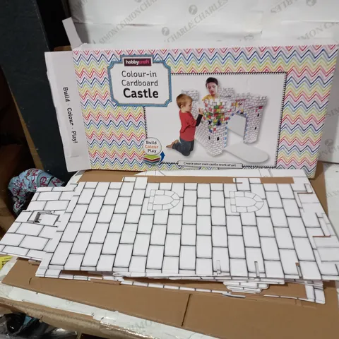 BOXED HOBBYCRAFT COLOUR-IN CARDBOARD CASTLE