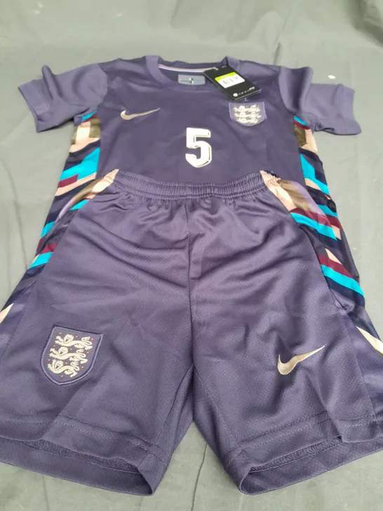 ENGLAND AWAY KIT SIZE KIDS 20