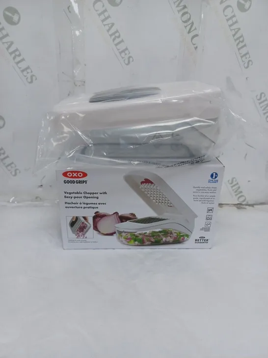 BOXED OXO GOOD GRIPS VEGETABLE CHOPPER WHITE