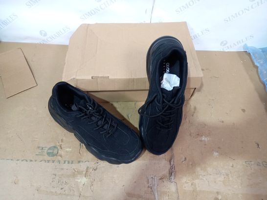 BOXED PAIR OF ASOS BLACK TRAINERS SIZE 7