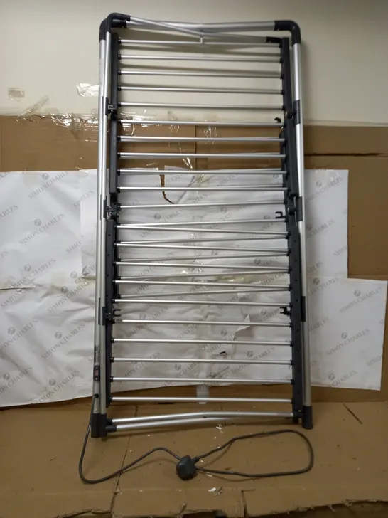 BLACK AND DECKER 3 TIER HEATED AIRER 300W 