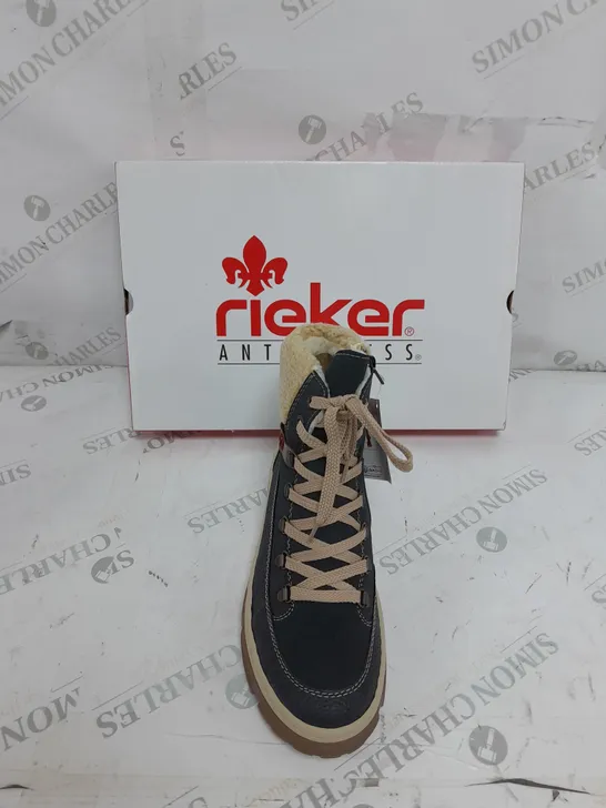 BOXED PAIR OF RIEKER LACE UP CHUNKY BOOTS IN NAVY SIZE 6.5