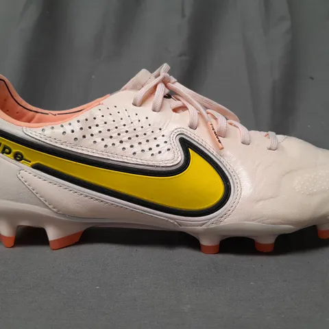 PAIR OF NIKE GRIP TIEMPO FOOTBALL BOOTS IN PEACH/CORAL/GOLD UK SIZE 7.5