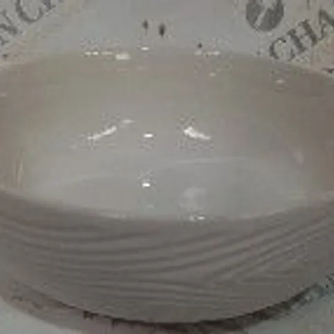 BOX OF 4 WHITE TEMP-TATIONS BOWLS - COLLECTION ONLY