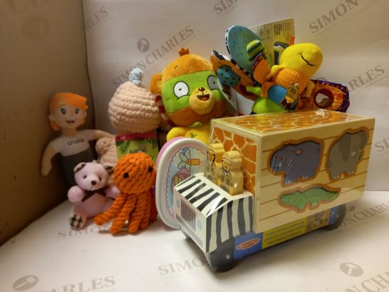 LOT OF ASSORTED TOYS TO INCLUDE MELISSA & DOUG SAFARI ANIMAL RESCUE TRUCK, LAMAZE FREDDIE THE FIREFLY, CHILDREN'S AIR AMBULANCE BLADE MASCOT, ETC.  