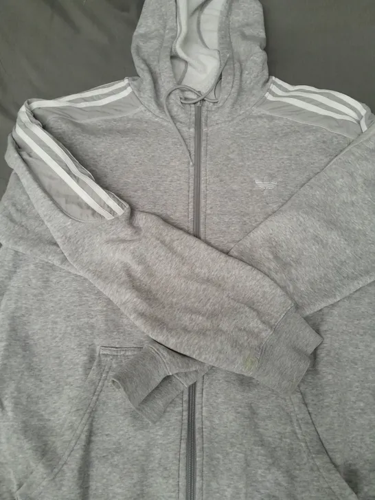 ADIDAS LONG SLEEVE HOODIE IN GREY SIZE LARGE