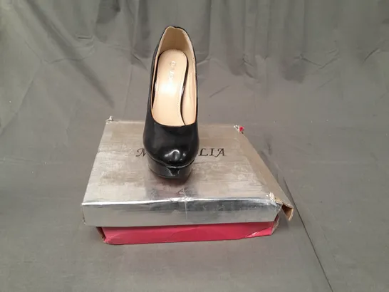 BOXED PAIR OF MAGNOLIA PLATFORM HEELS IN BLACK PATENT SIZE EU 37