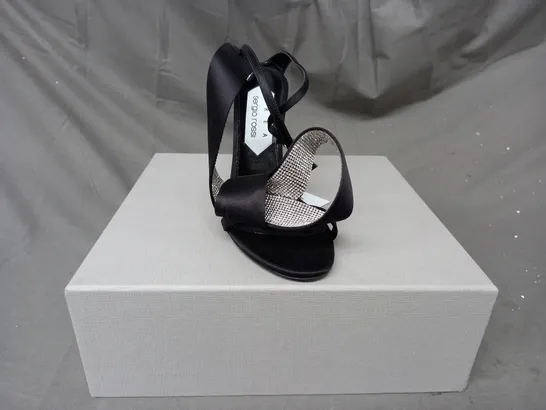 BOXED PAIR OF AREA SERIO ROSSI OPEN TOE HIGH HEELS IN BLACK W. JEWEL EFFECT EU SIZE 39.5