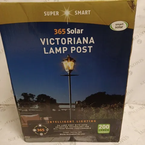 VICTORIANA HIGH LUMEN LAMP POST // COLLECTION ONLY 