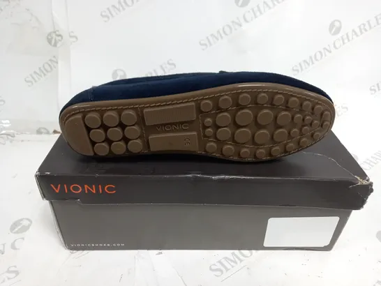  VIONIC HONOR DAYNA NAVY LOAFERS NAVY SIZE 6.5