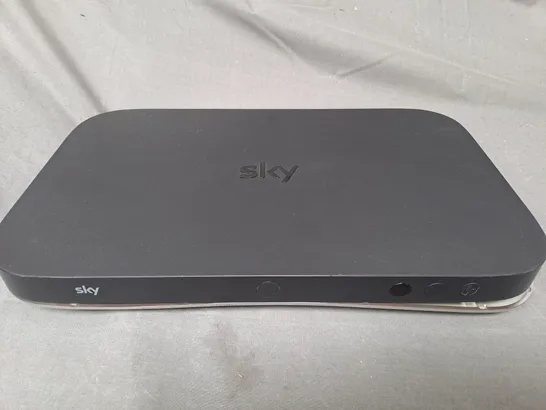 SKY Q BOX ES240 2TB SATELLITE RECEIVER