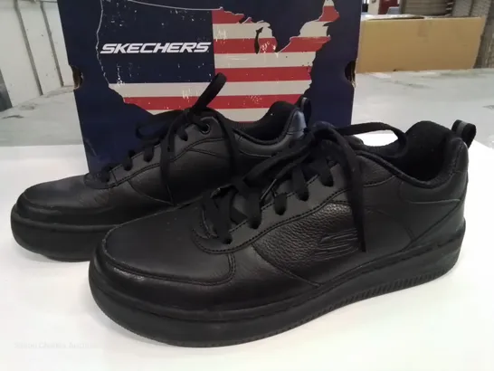 BOXED PAIR OF SKECHERS BKACK LEATHER TRAINERS - UK 7