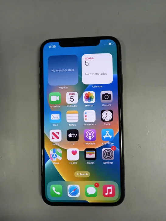 BOXED APPLE IPHONE XS SMARTPHONE 