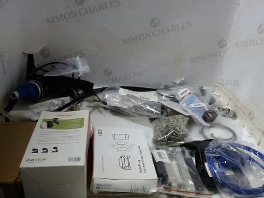 LOT OF ASSORTED ITEMS TO INLCUDE; PHONE HOLDER, SPARE PARTS ETC 