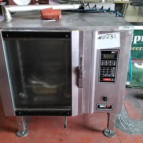 BKI COMMERCIAL SINGLE COMBI OVEN 