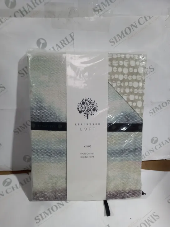 APPLETREE LOFT KING SIZE BEDDING AND 2 PILLOW CASES