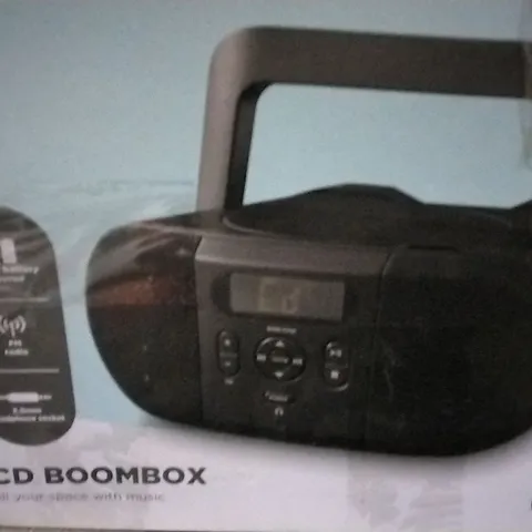 CD BOOMBOX