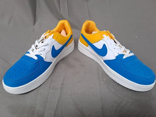 BOXED PAIR OF NIKE AIR SHOES IN BLUE/YELLOW/WHITE UK SIZE 7.5